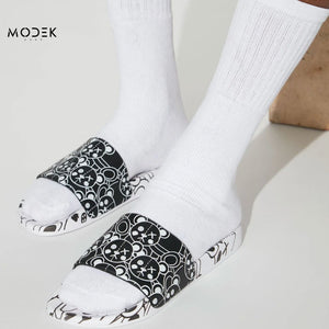 Reason Slipper