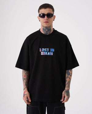 T shirt eyes lost black over size
